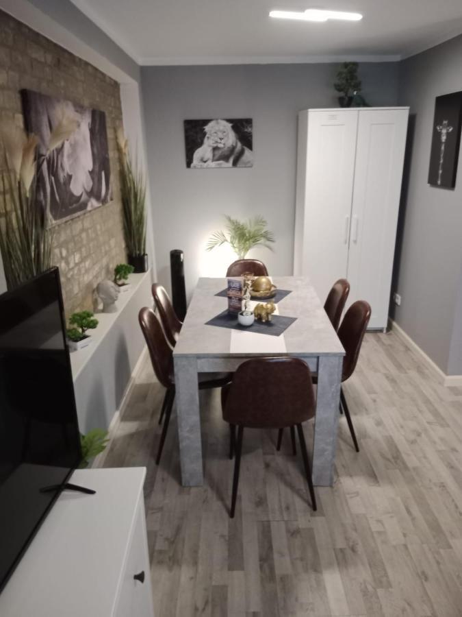 Apartment Zentrum 10 Vh 1og L *